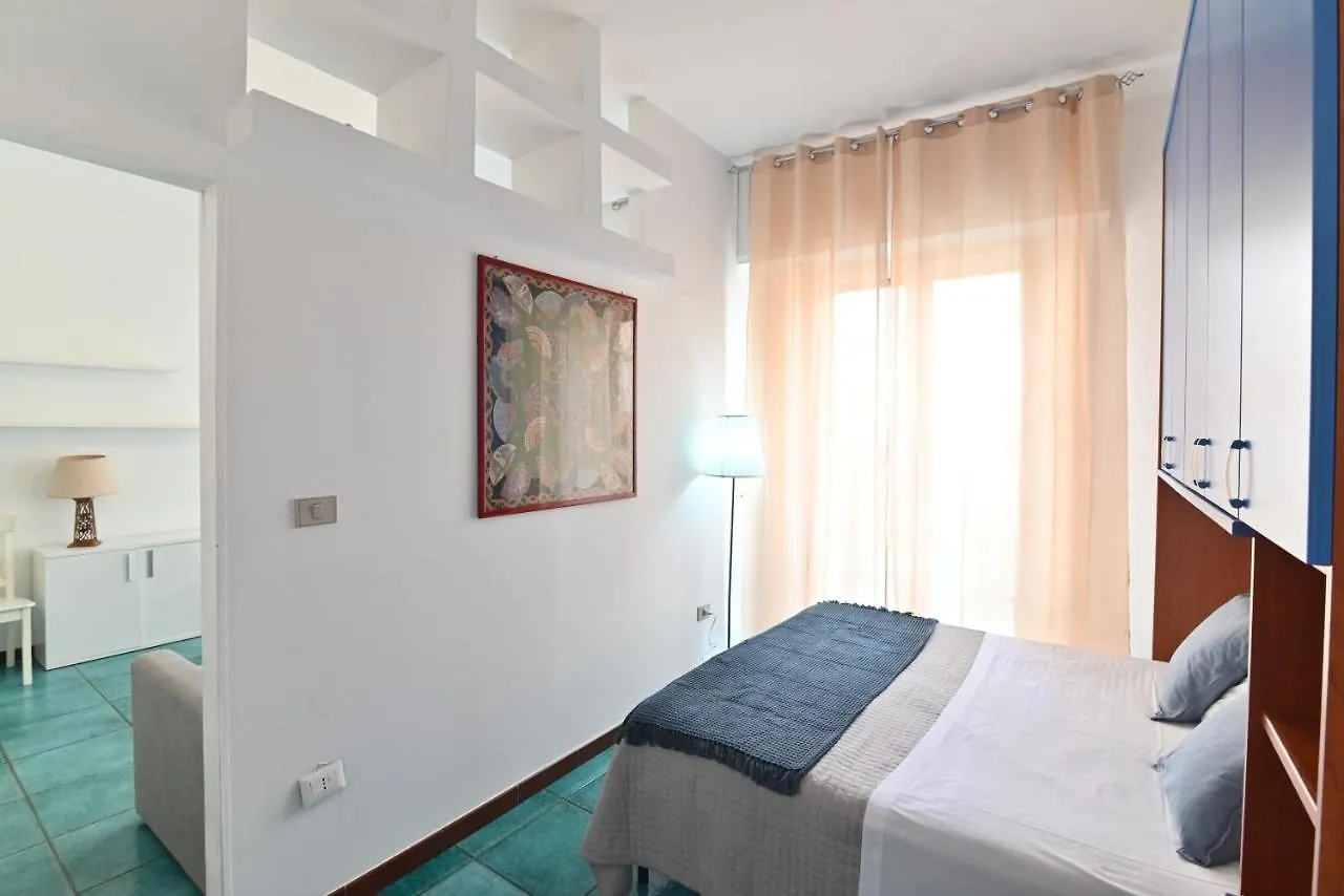 קליארי Izzhome Holiday Terrace