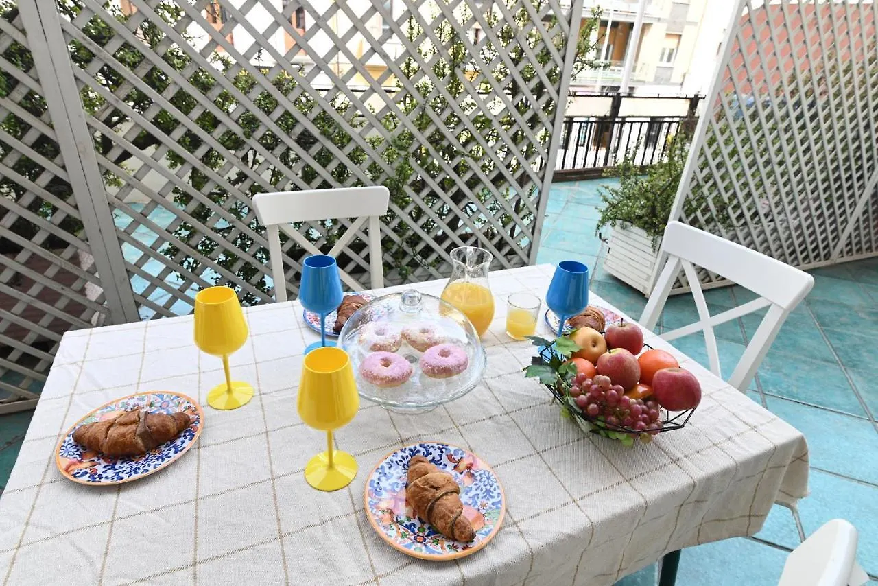 קליארי Izzhome Holiday Terrace